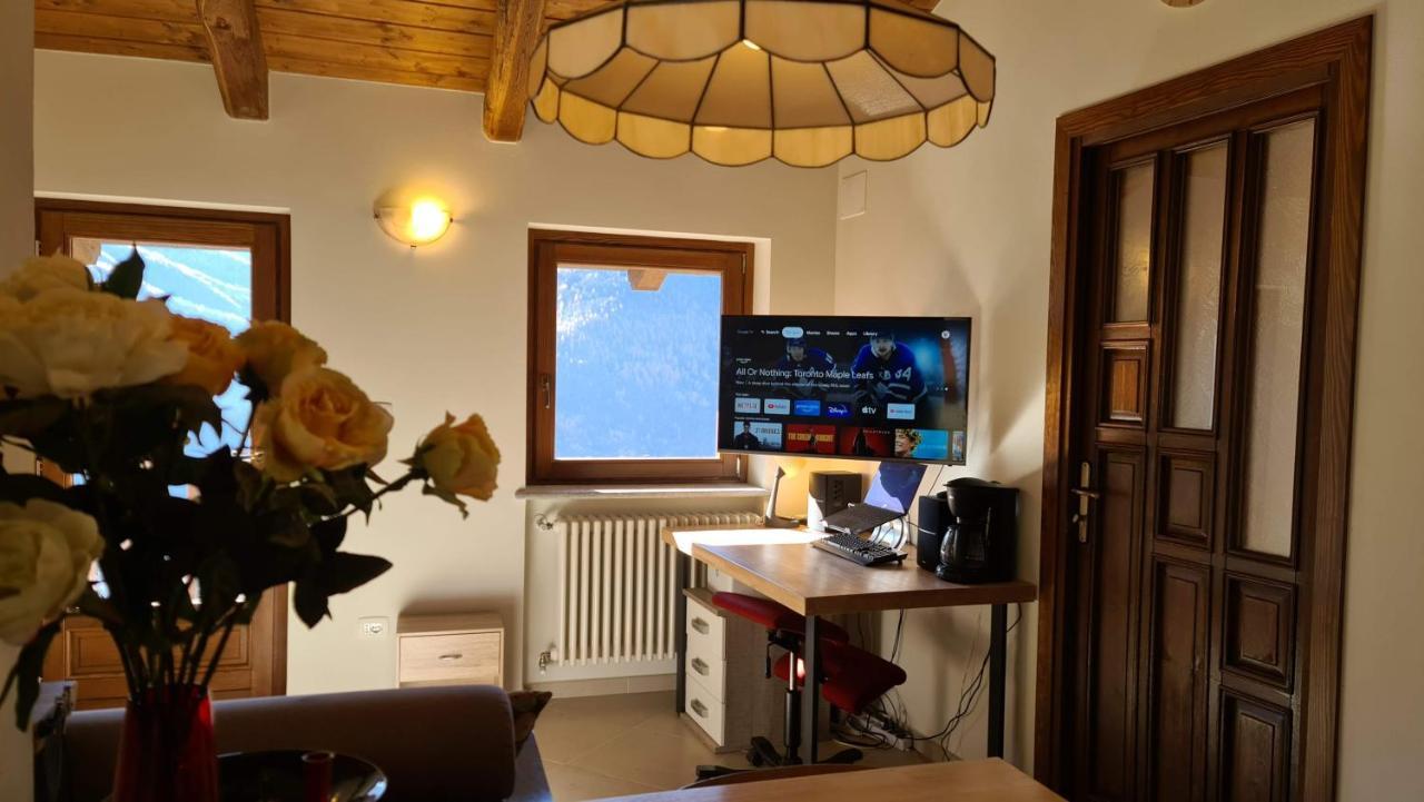 Independent Chalet With Breathtaking View Villar Pellice Exterior foto